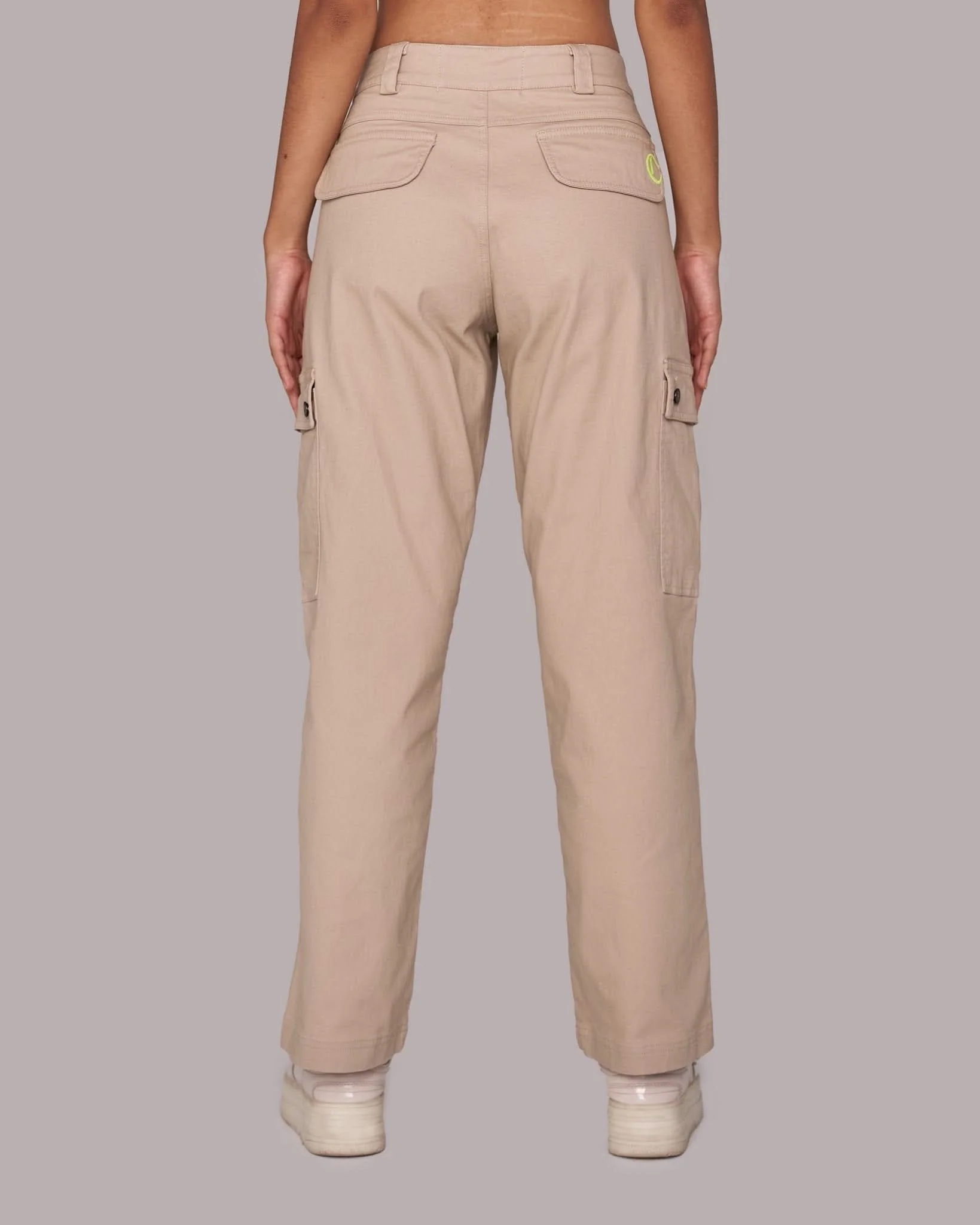 PANTALON CARGO AMMIARE NUDE CLEMONT - Image 4